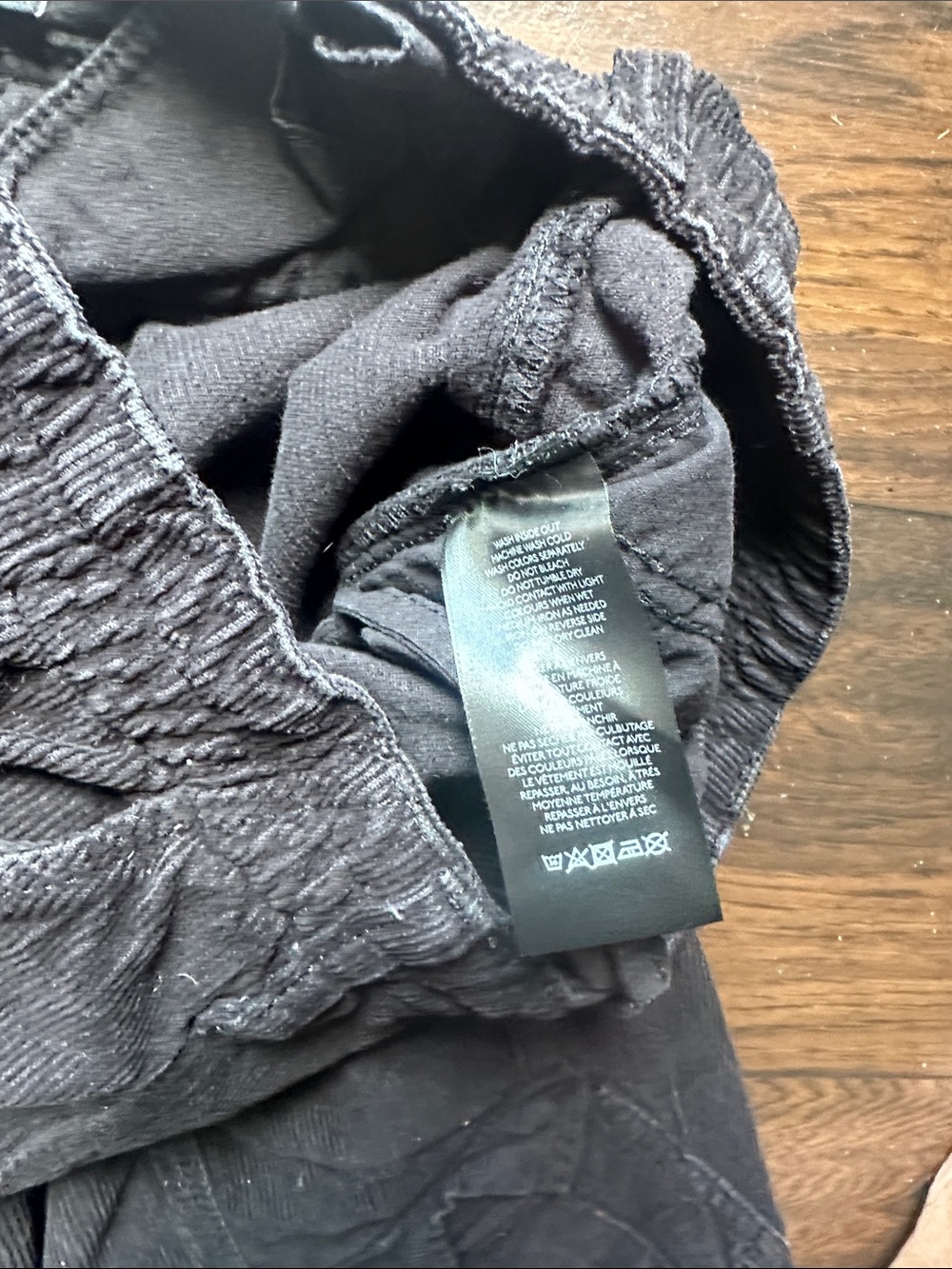 Black Cargo Pants - Casual Utility Style - Picture 4 of 5